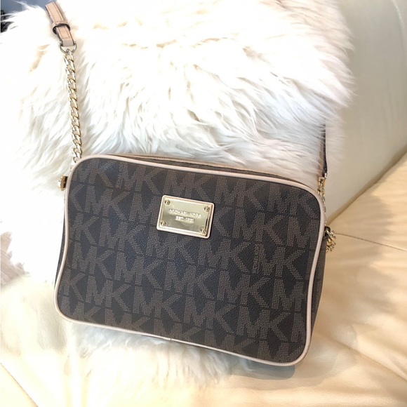 Michael Kors crossbody bag - Picture 5 of 9